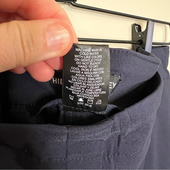 NWT Hilary Radley Women's Pull-On Mid Rise Slim Leg Pants Navy Blue size large - Picture 8 of 11